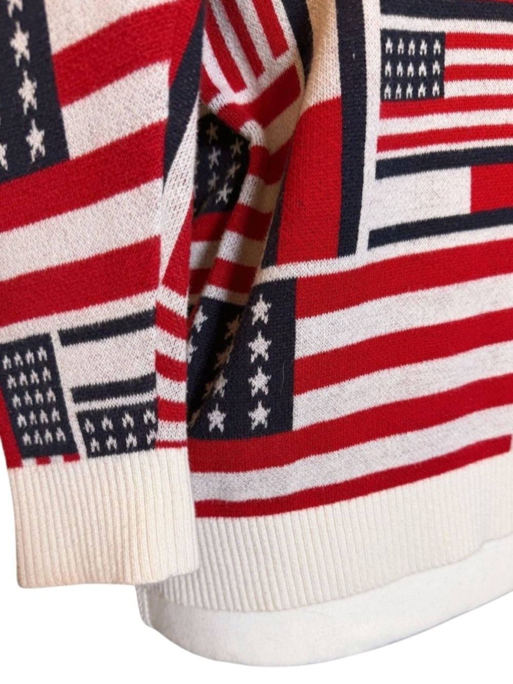 Tommy Hilfiger Flag Print Knit Sweater – Red White Blue Logo Crewneck (XS) - Picture 4 of 8